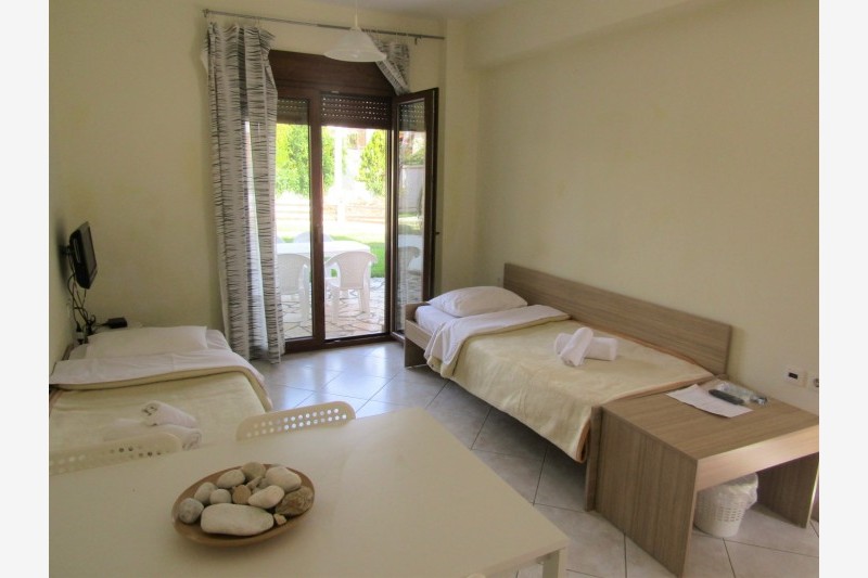 Vila Karajanis thumbnail 8