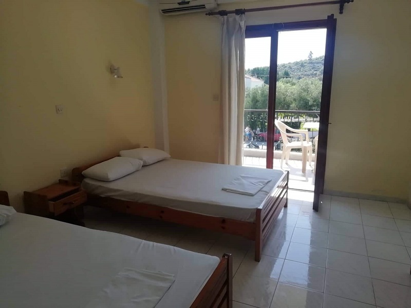 Vila Karatasos 1 thumbnail 11