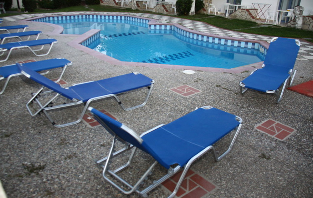 VILA KOSMAS thumbnail 3