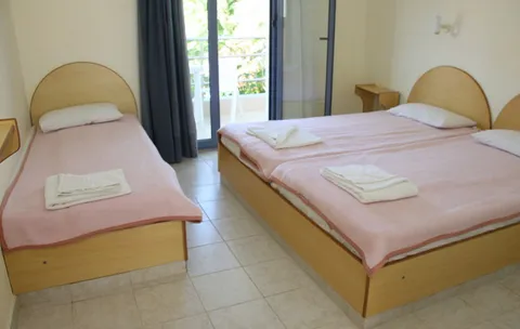 VILA KOSMAS - 4