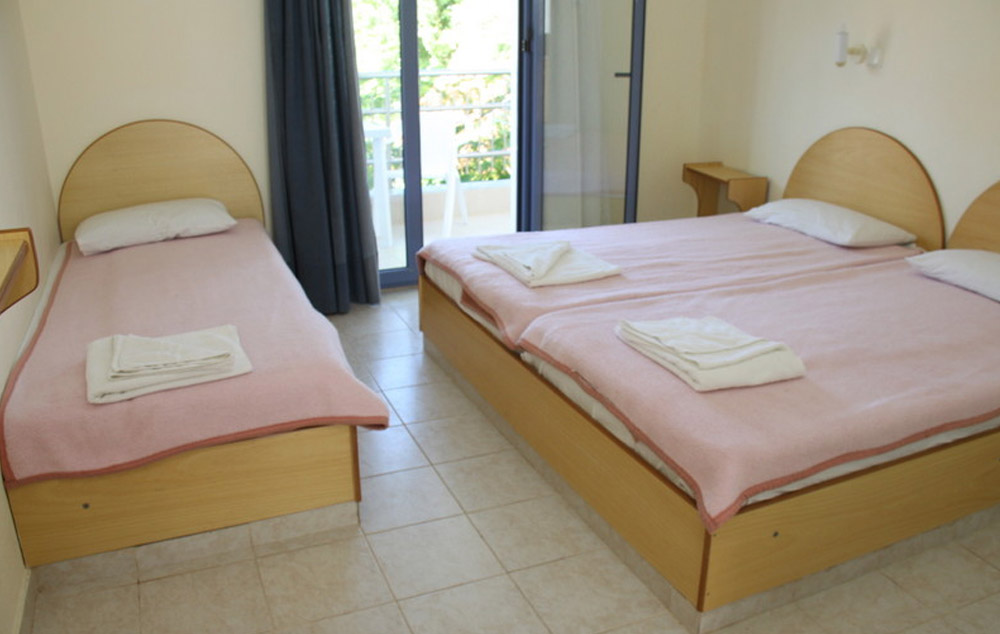 VILA KOSMAS thumbnail 4