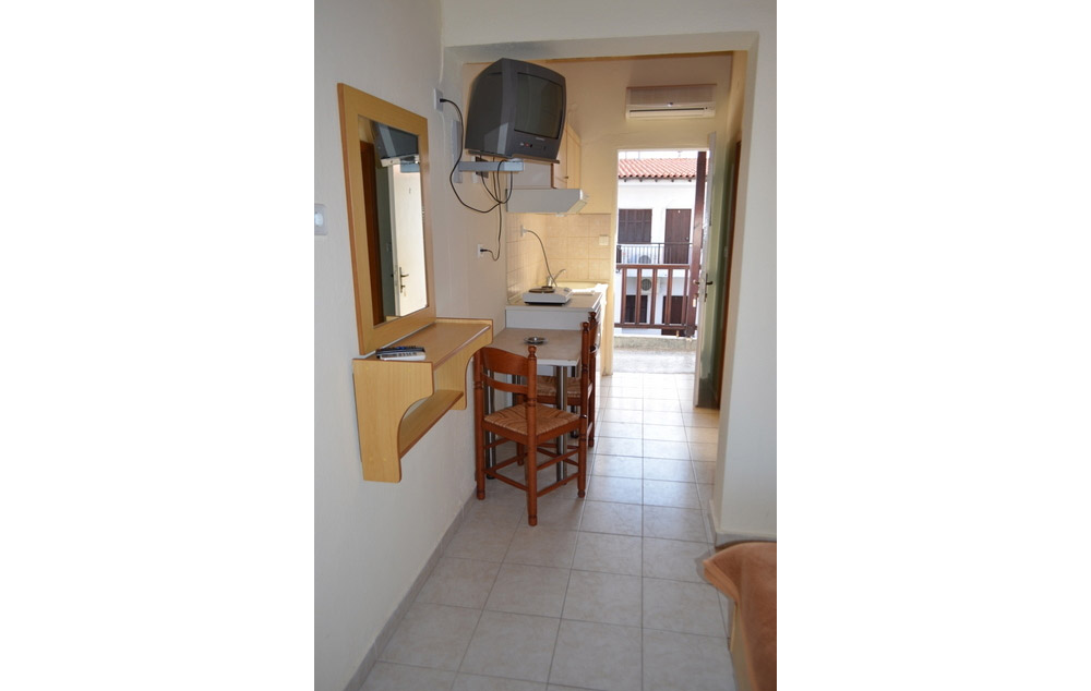 VILA KOSMAS thumbnail 6