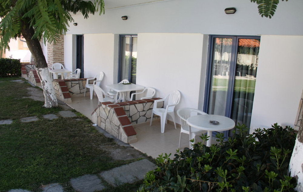 VILA KOSMAS thumbnail 8