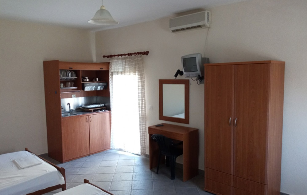 VILA KOSTAS thumbnail 2