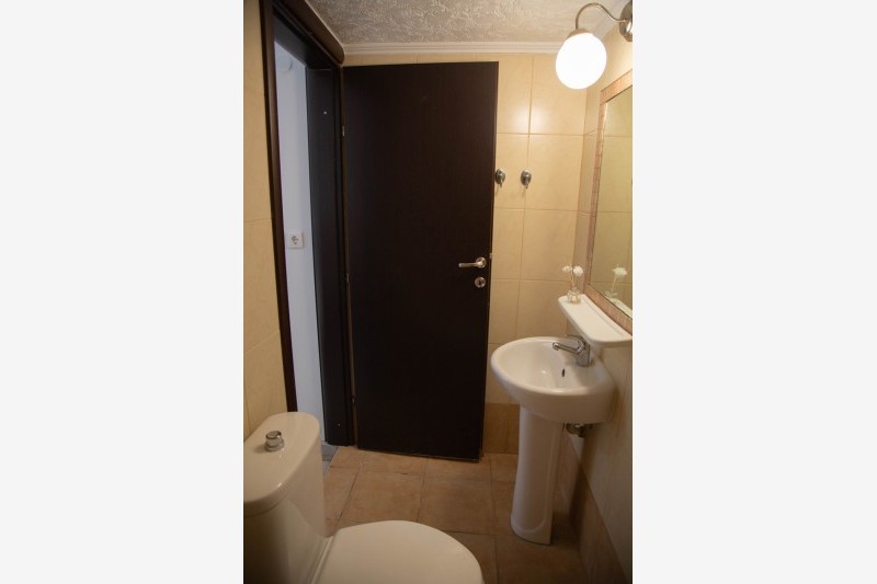 Vila Kris (Chris) thumbnail 9