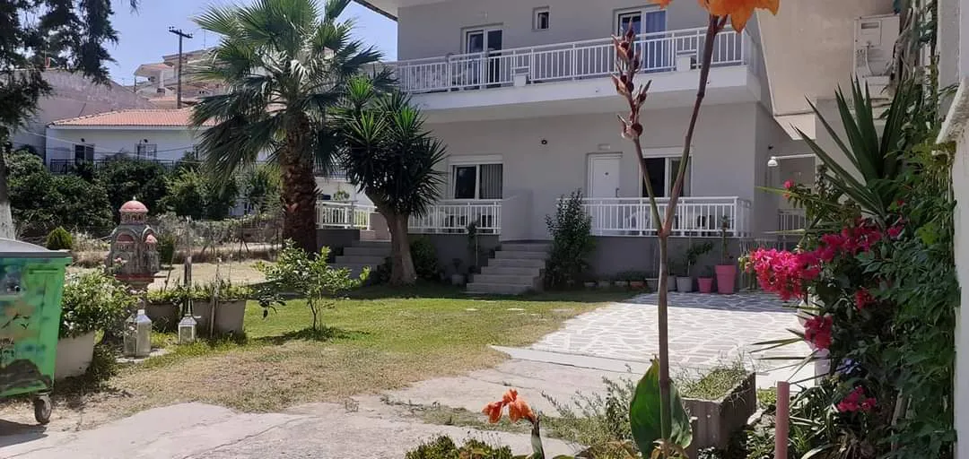 Vila Lakis 2