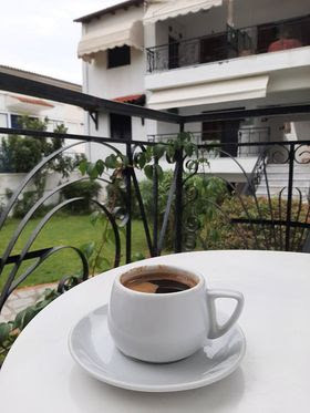 Vila Lenas Garden thumbnail 4