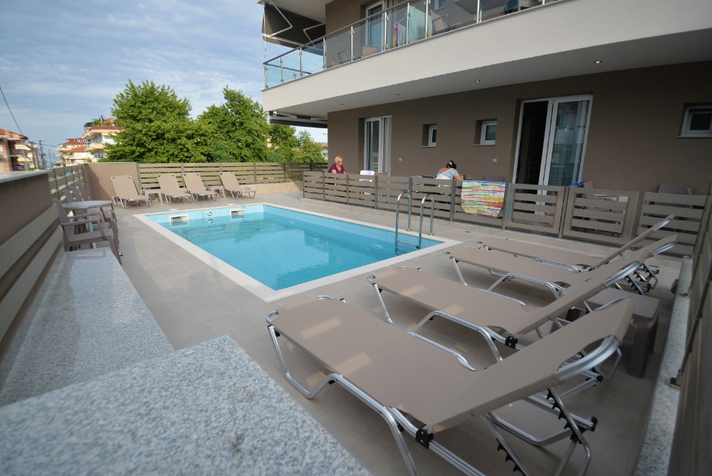 Vila Linda Studios & Pool thumbnail 6