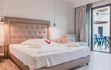 VILA LOUKAKIS - 4