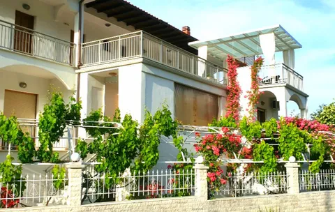 VILA MESIMVRIA - TASOS