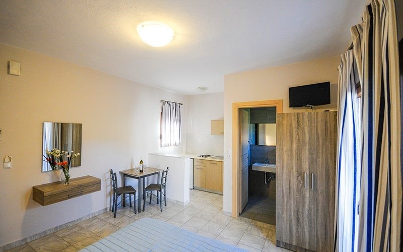 Vila Moschos thumbnail 11