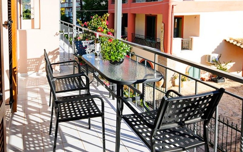 Vila Moschos thumbnail 17