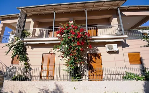 Vila Moschos - 3