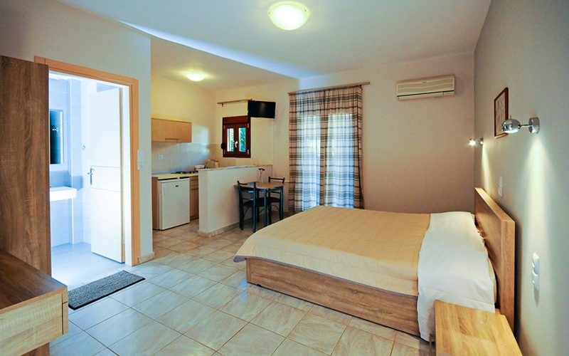 Vila Moschos thumbnail 9