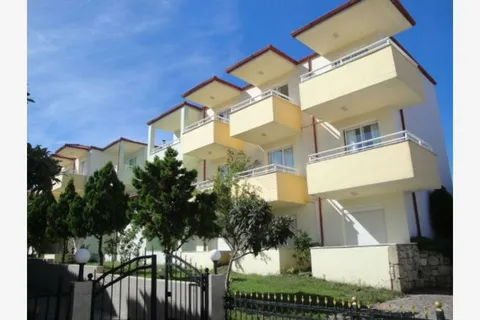 Vila Mustakas