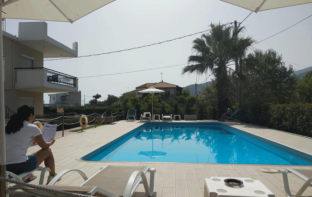 VILA NICK ROOMS thumbnail 2