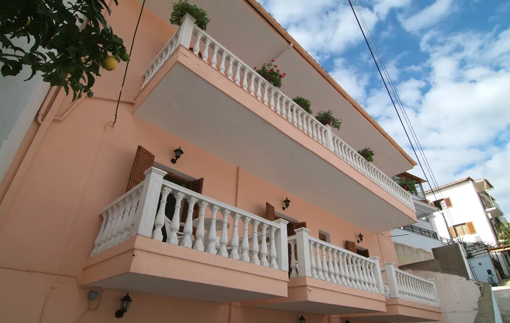 VILA NIKAS