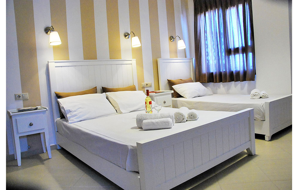 VILA NIKOLETOS BEACH thumbnail 4