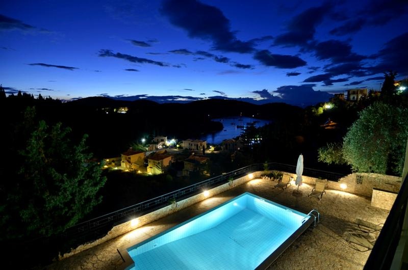 Vila Nirides (luxury apartments) thumbnail 31