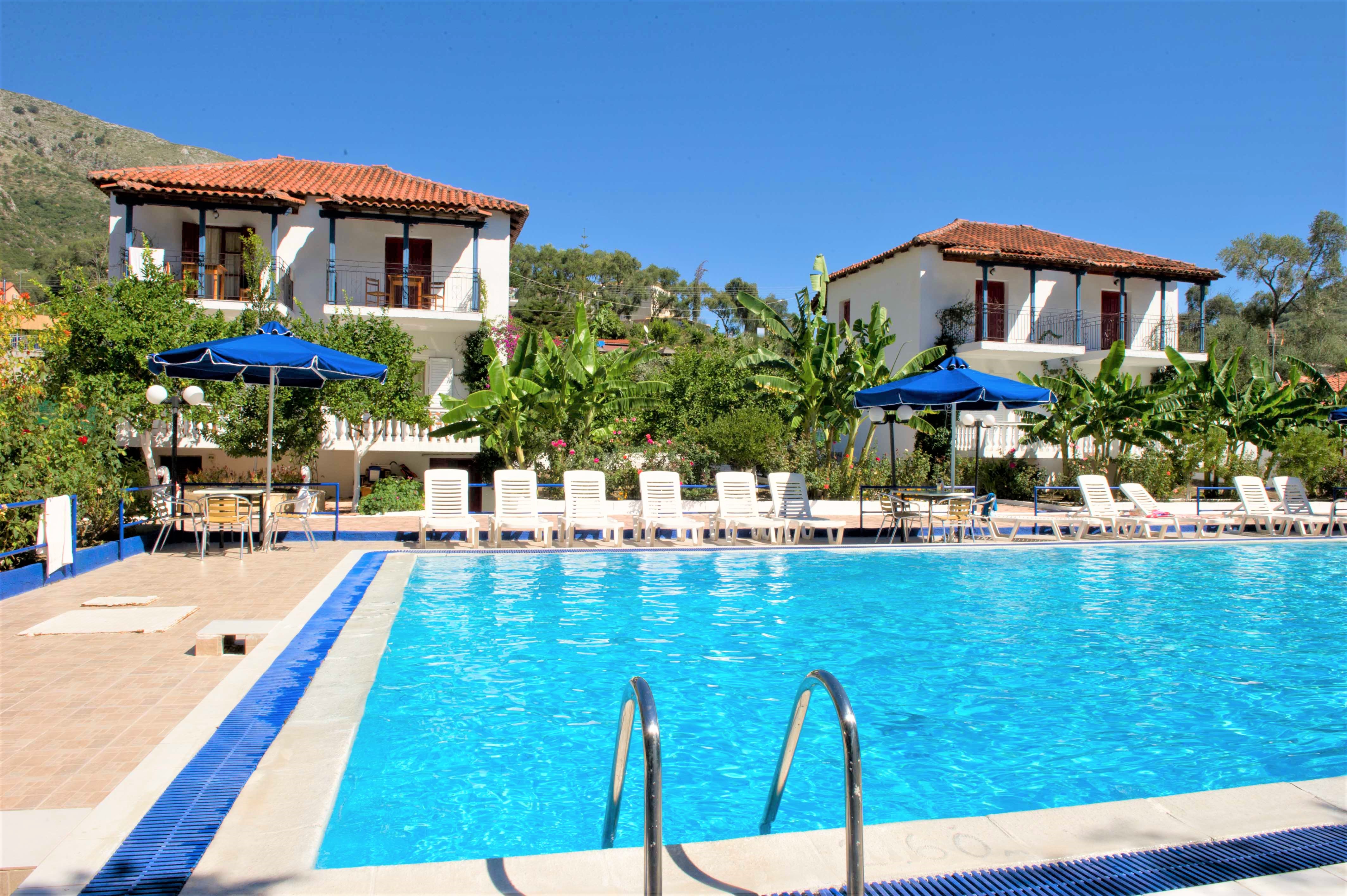 Vila Olive Tree thumbnail 13