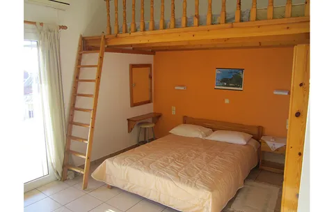 VILA PAPA ELEFTERIA - 4