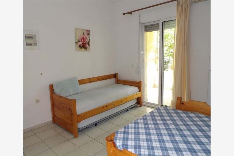 Vila Papadopoulos thumbnail 12