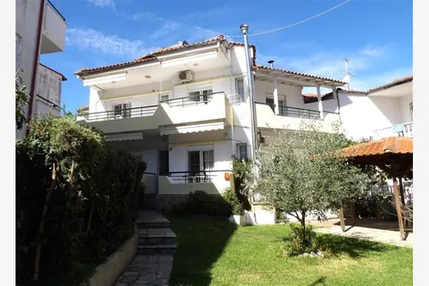 Vila Papadopoulos - 3