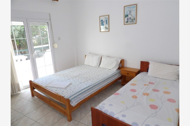 Vila Papadopoulos thumbnail 9