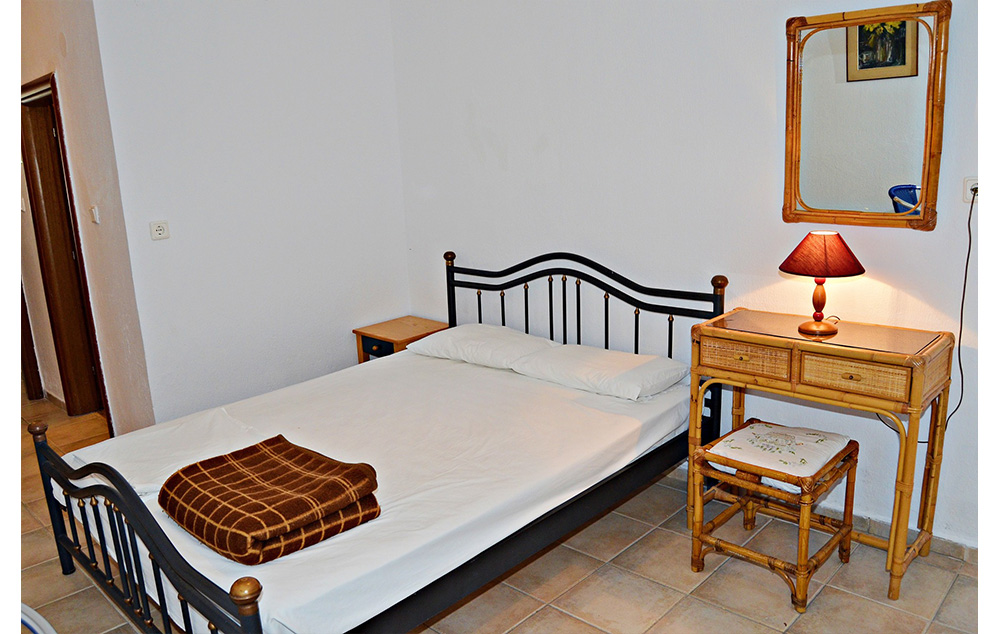 VILA RIGAKIS MOL thumbnail 4