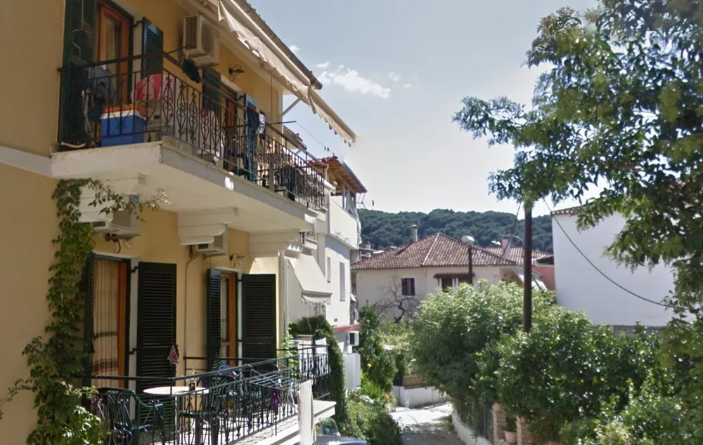 VILA RINA