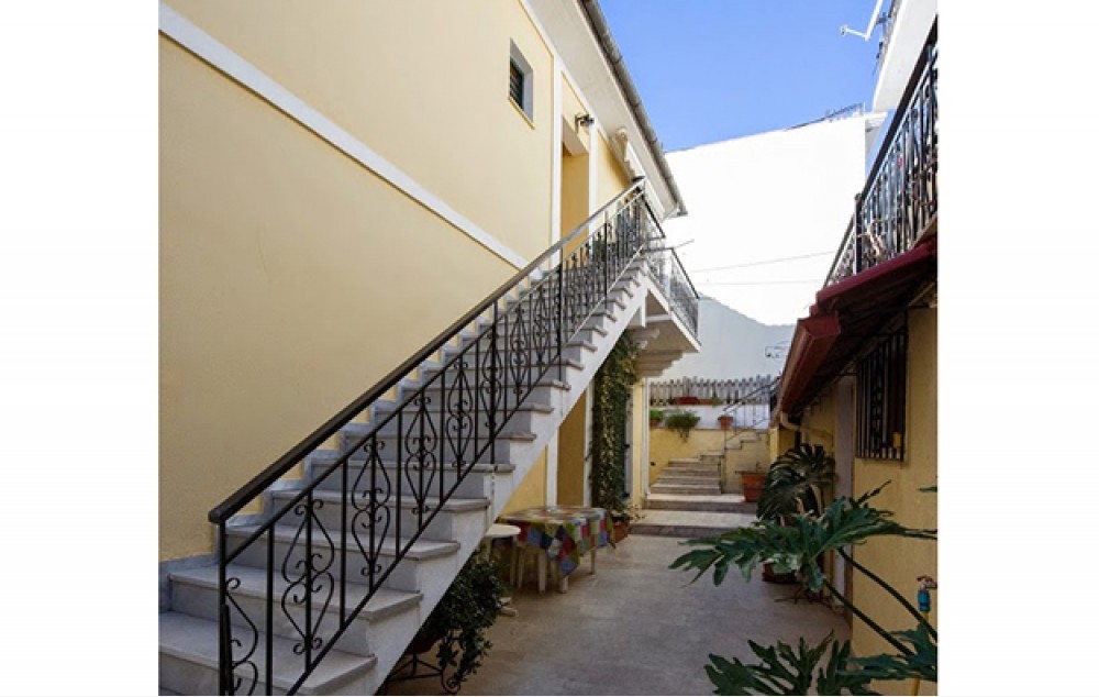 VILA RINA thumbnail 9