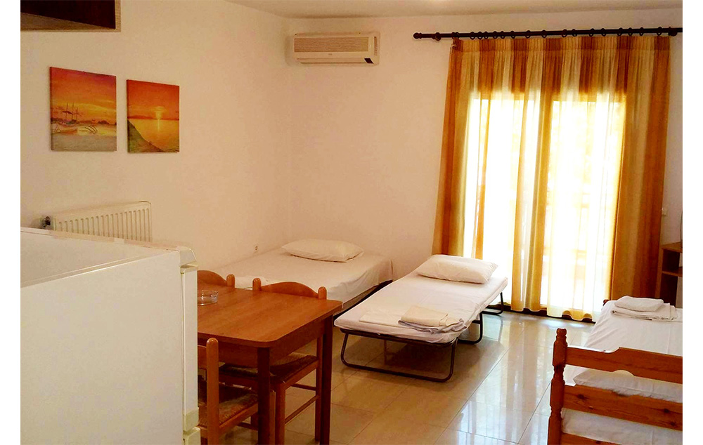 VILA ROULA thumbnail 5