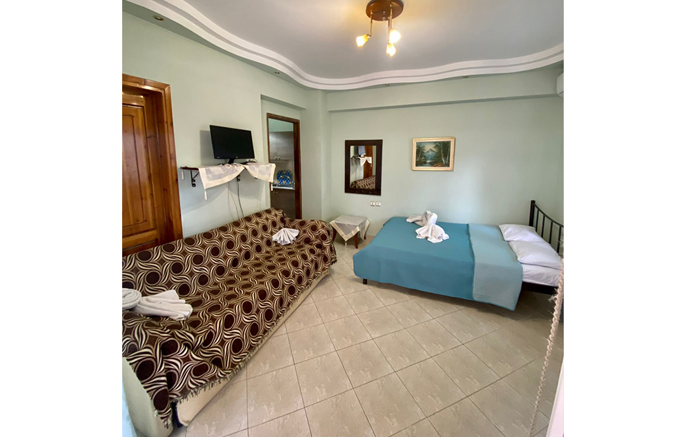 VILA SAKIS thumbnail 2