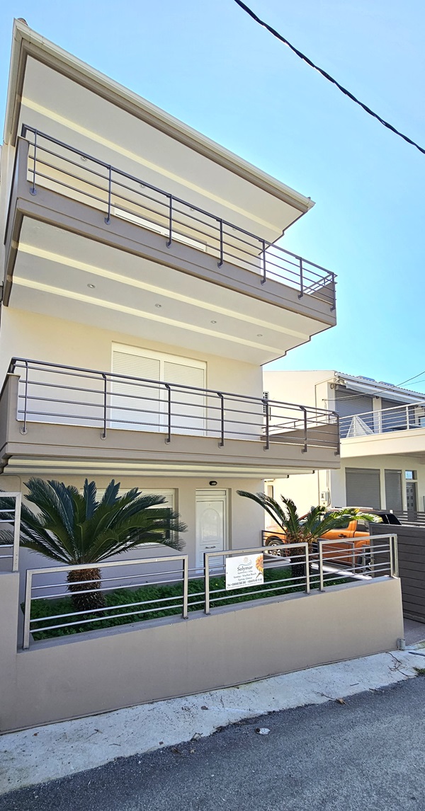 Vila Solymar Platania thumbnail 16