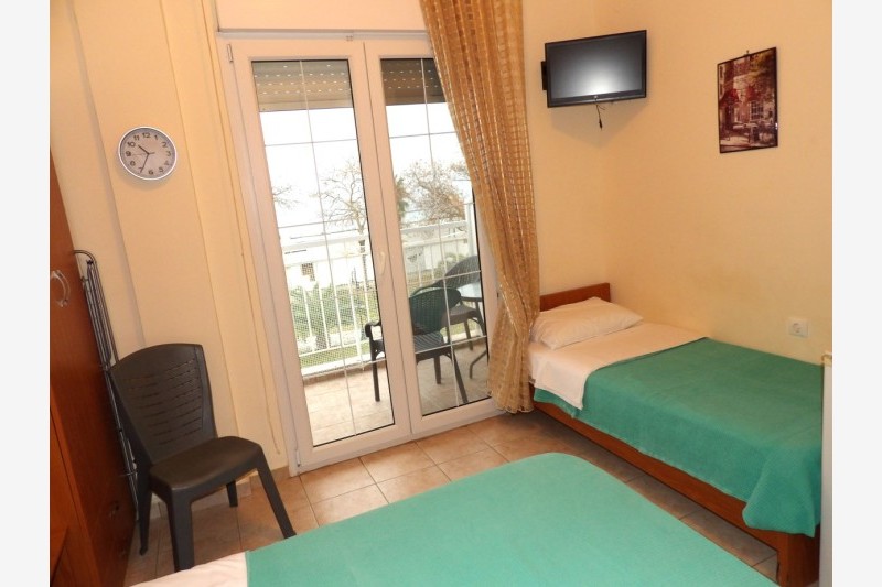 Vila Stavros house thumbnail 5