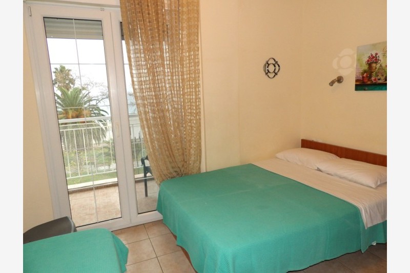 Vila Stavros house thumbnail 9