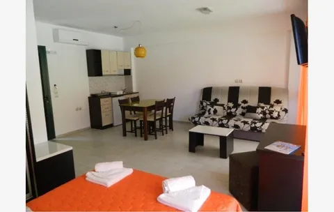 VILA STEFANIA - 5