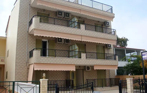 VILA STELISOS