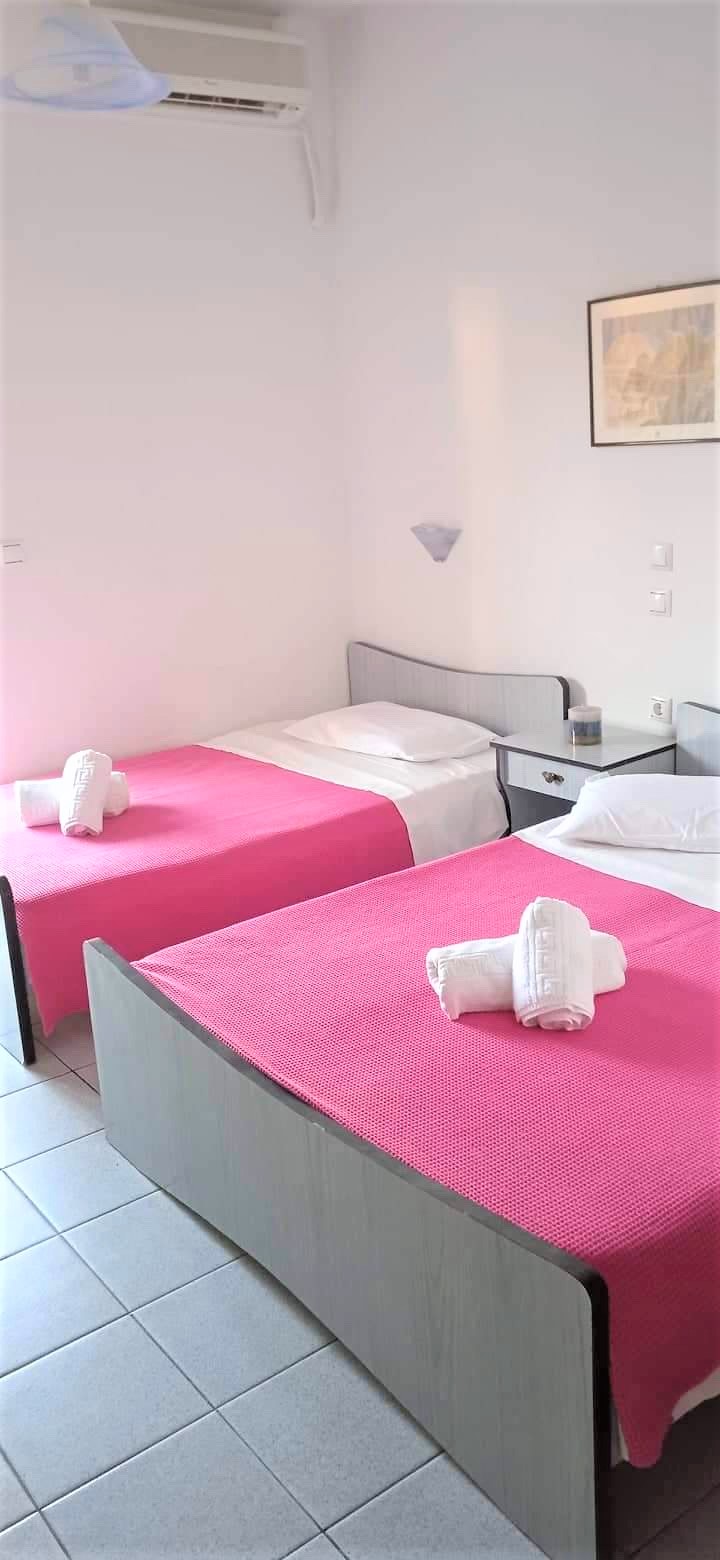 Vila Takis thumbnail 28