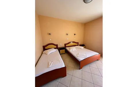 VILA THEO - 5
