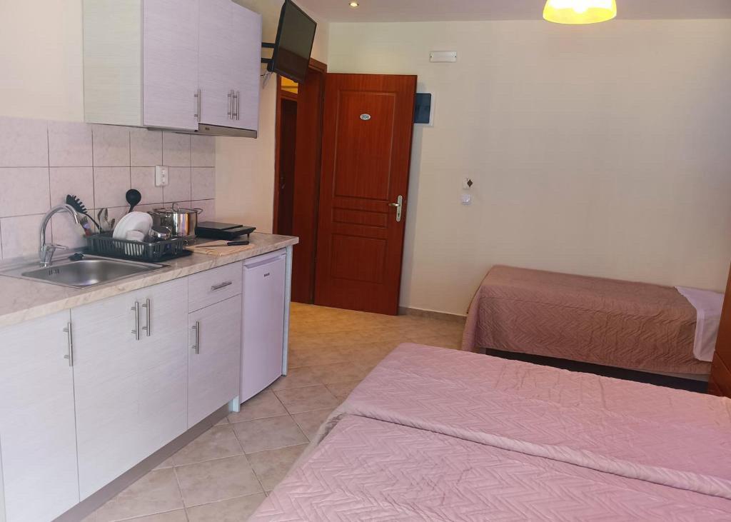 Vila Tonias Sea Studio Leptokarija thumbnail 9