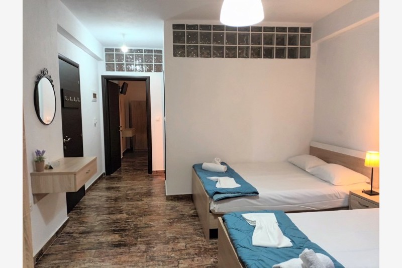 Vila Twins rooms 1 thumbnail 5