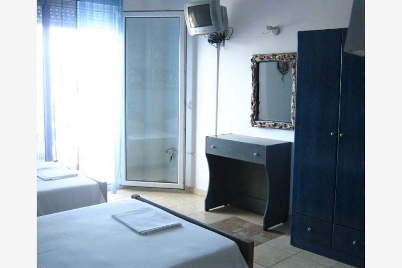 Vila Twins rooms 2 thumbnail 7