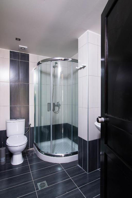 Vila Votsalo – Potos thumbnail 15