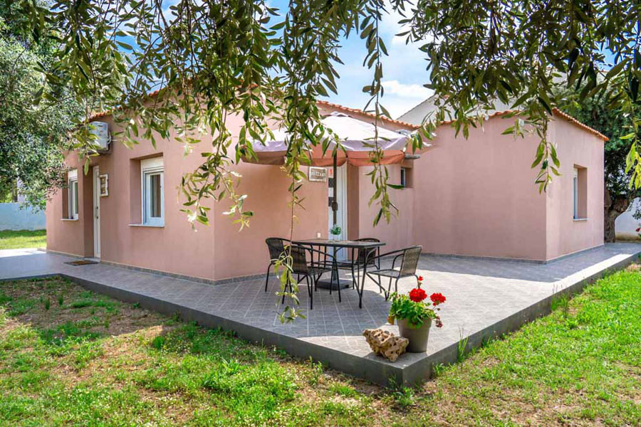 Vila Votsalo – Potos thumbnail 2