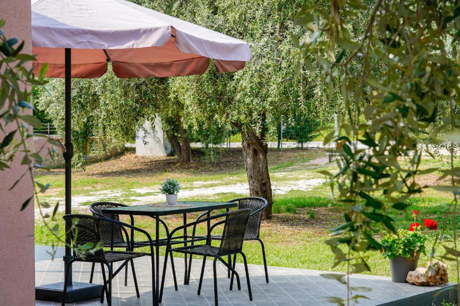 Vila Votsalo – Potos thumbnail 3