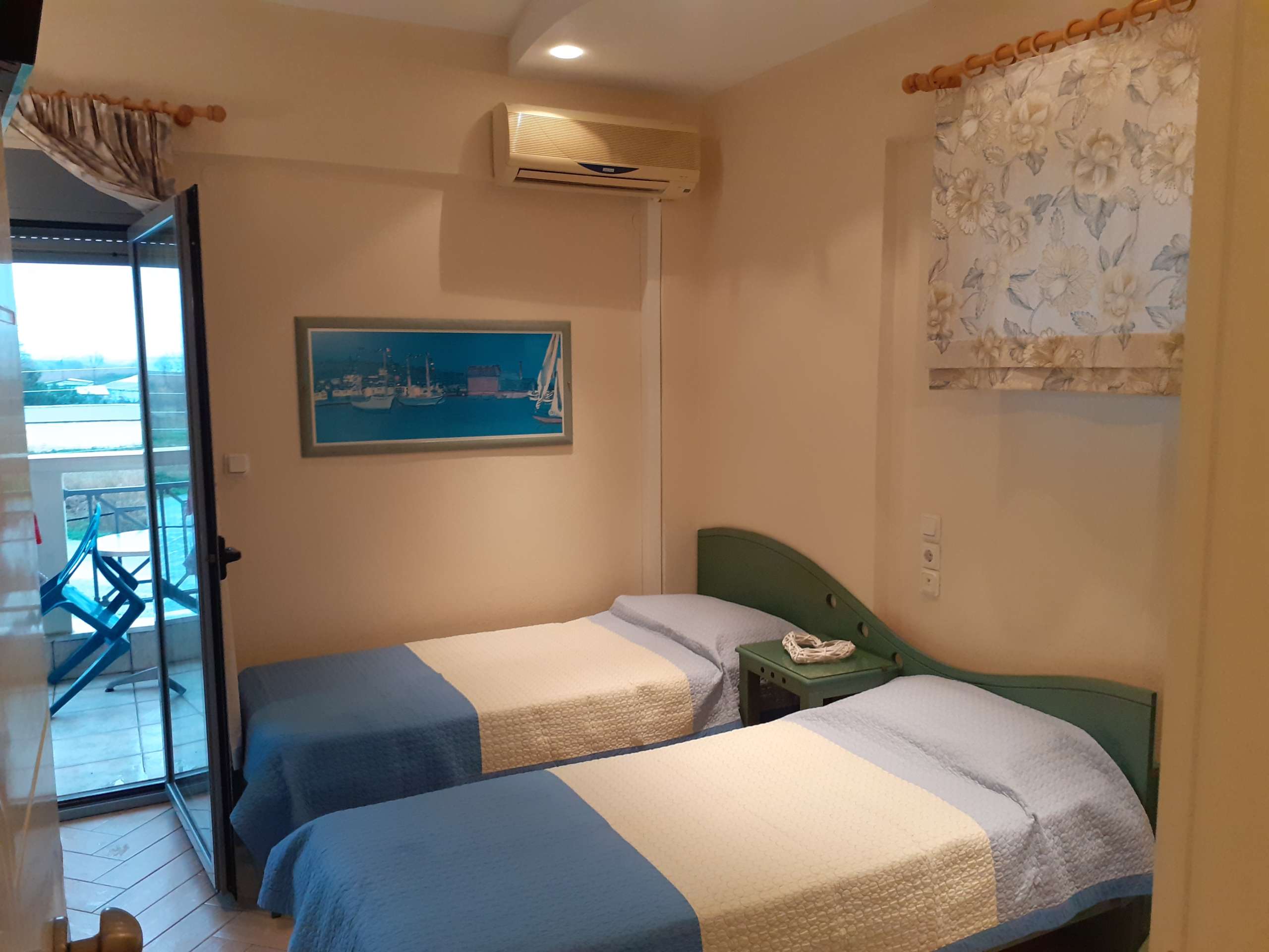 Vila YANIS thumbnail 2