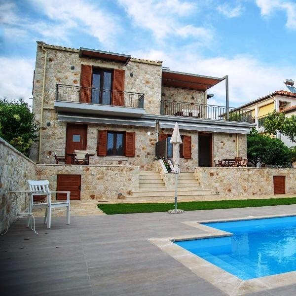 Vila Zefiros Luxury Resort thumbnail 2