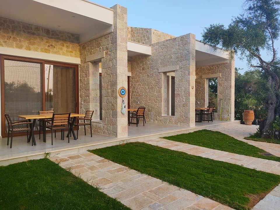 Vila Zefiros Luxury Resort thumbnail 7