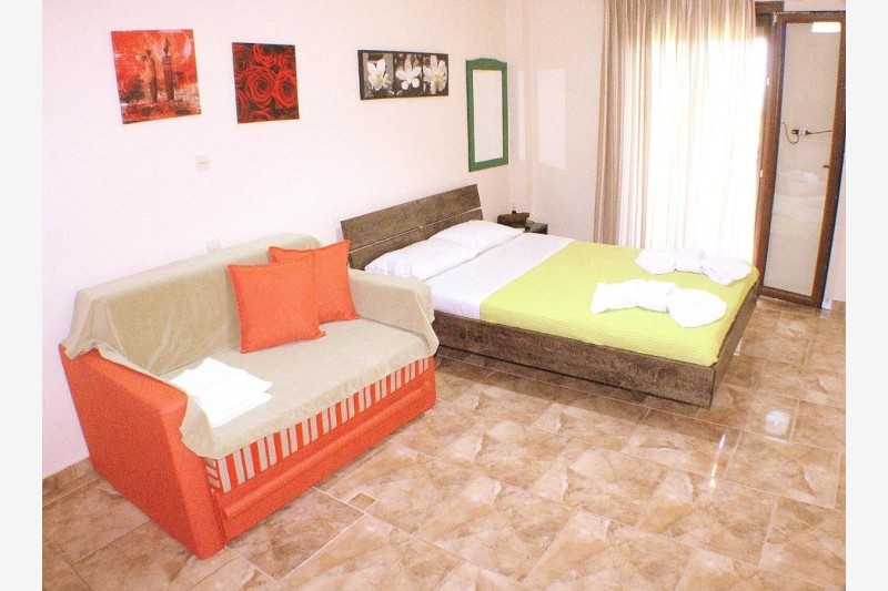 Vila Zisios Studios thumbnail 19